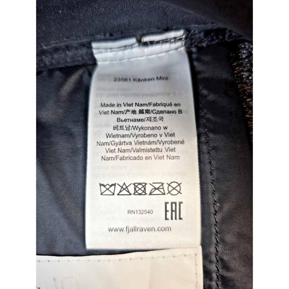 Fjallraven Kanken Mini Backpack Black Travel School EDC Festival Bag 23561